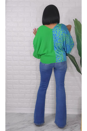061023 The Green & Blue Colorblock Animal Print Top