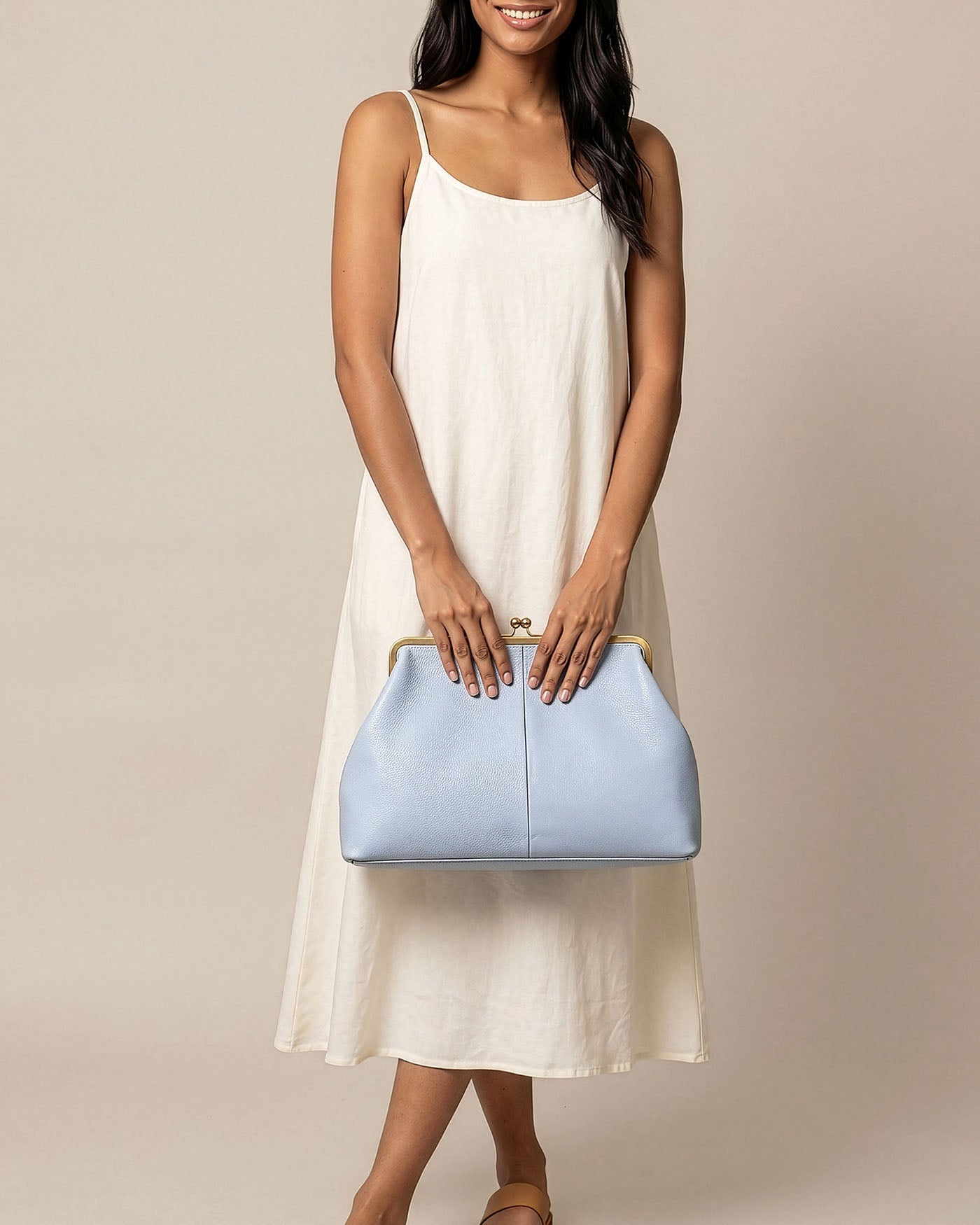 Grace Raffia Oversized Kiss Lock Clutch - Sea Breeze