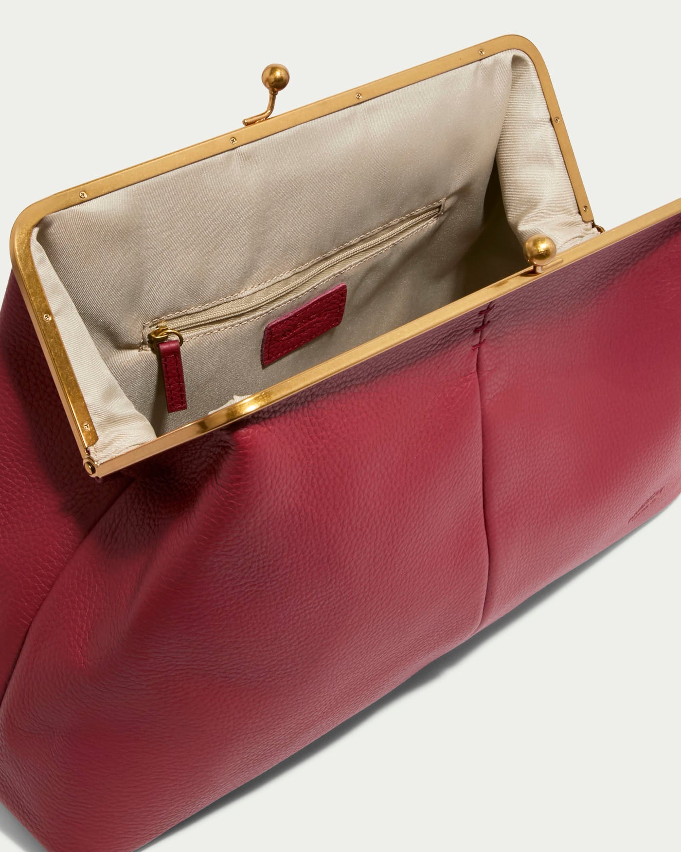 Grace Raffia Oversized Kiss Lock Clutch - Amanrath Red