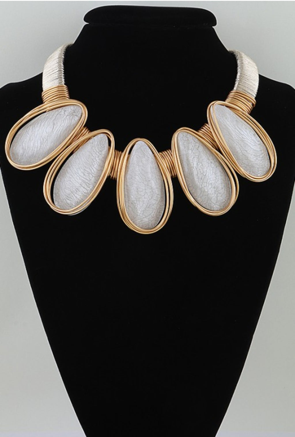 Gold White Stone Teardrop Wire Necklace