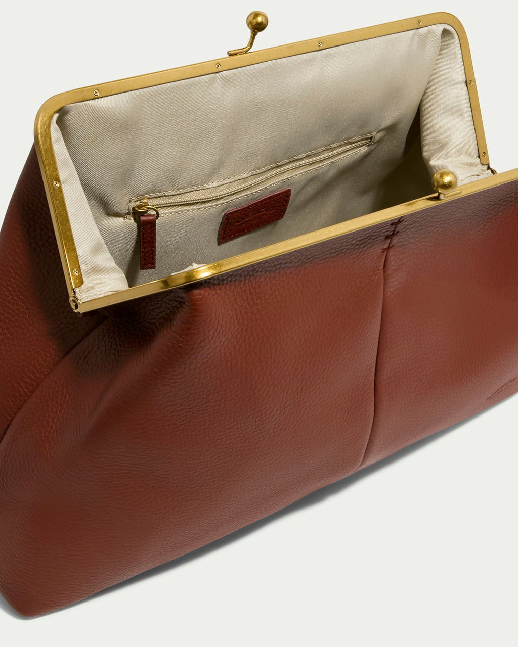 Grace Raffia Oversized Kiss Lock Clutch - Brandy