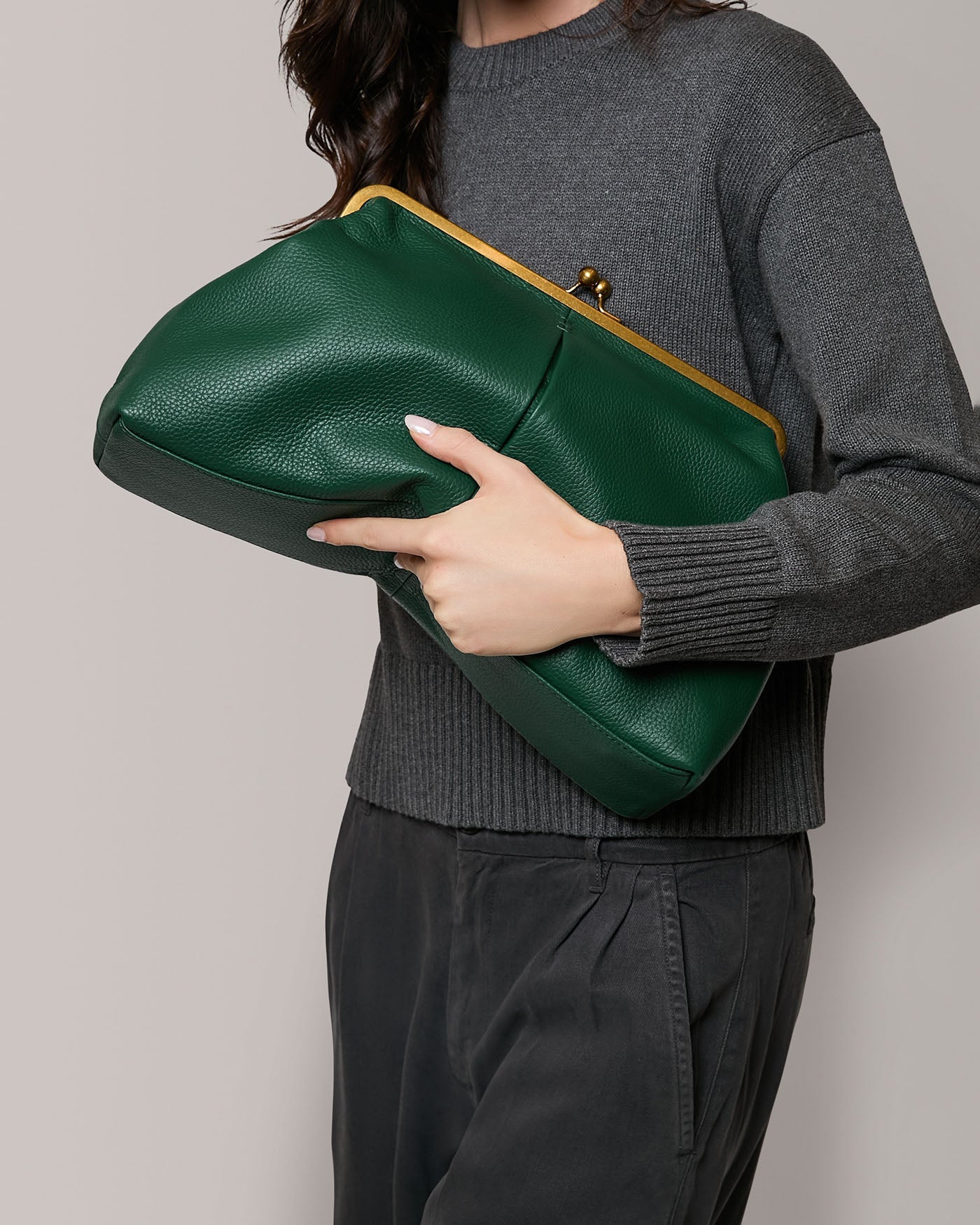 Grace Raffia Oversized Kiss Lock Clutch - Deep Emerald