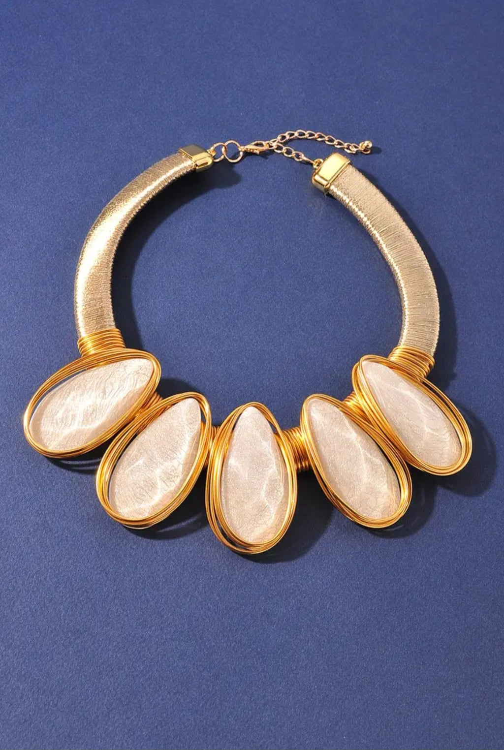 Gold White Stone Teardrop Wire Necklace