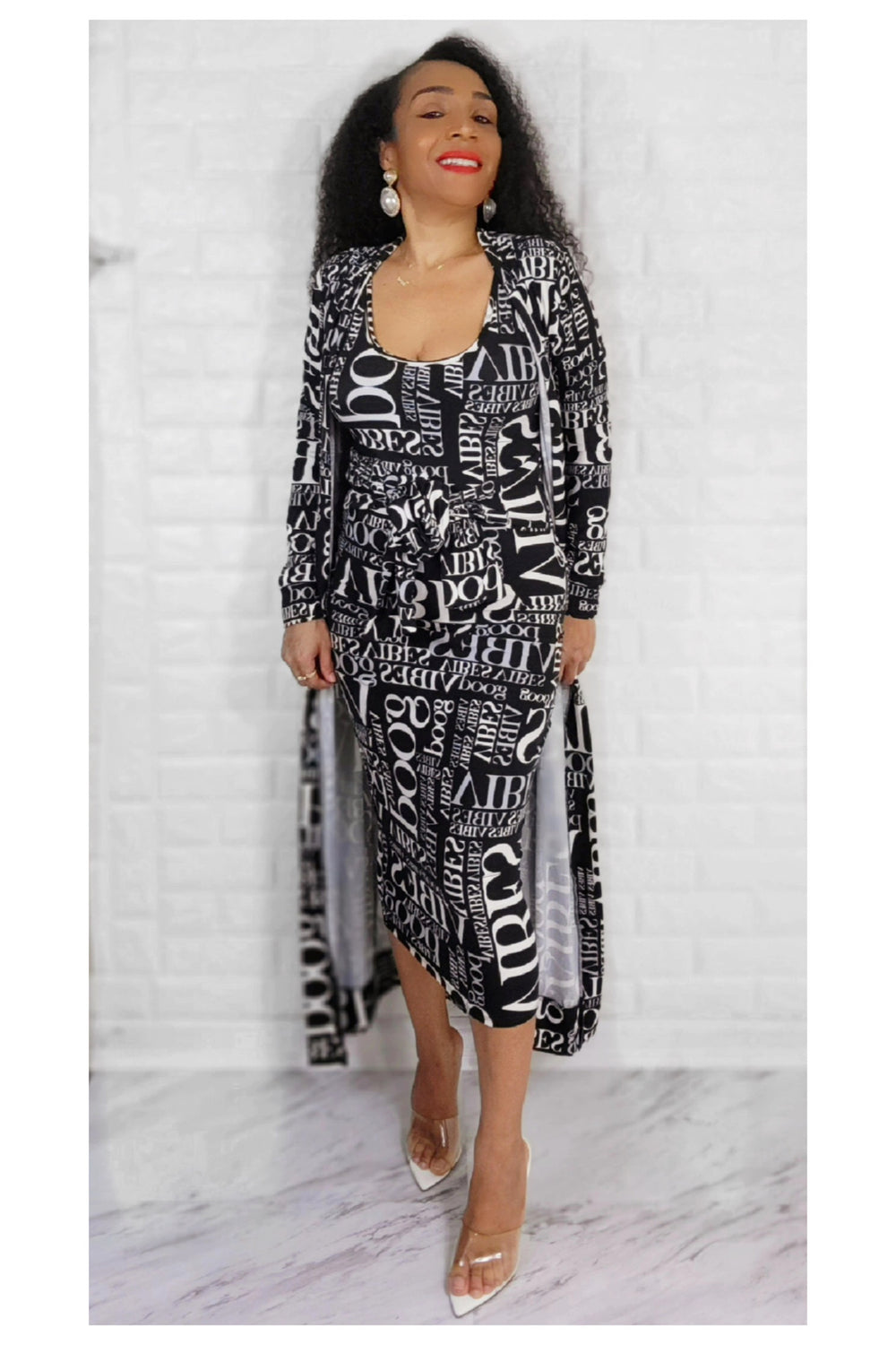 03232022 Black/White Good Vibe 2 PC Duster & Dress Set