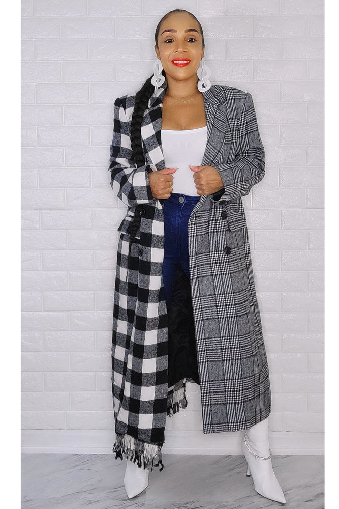 111922 Black and White Contrast Plaid Color Block Fringe Coat