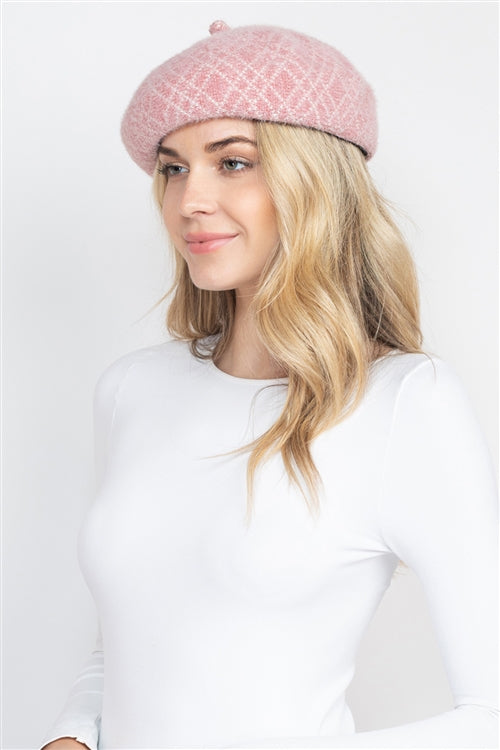 112322 Light Pink Fuzzy Fleece w Line Accent Beret Hat
