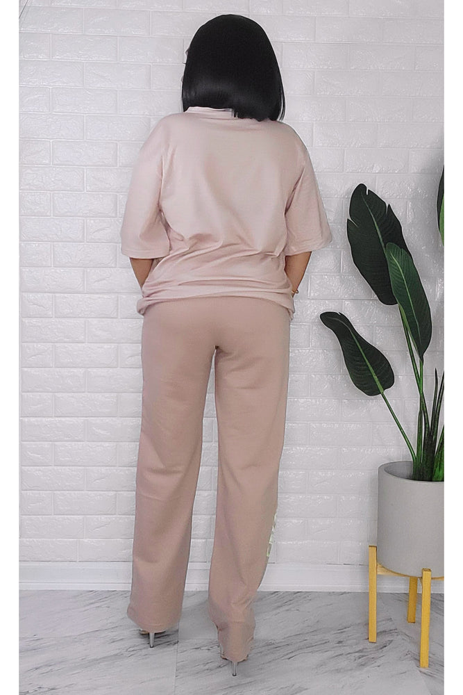 031623 The Cream T-shirt Pant & Top Set with The Lady Face