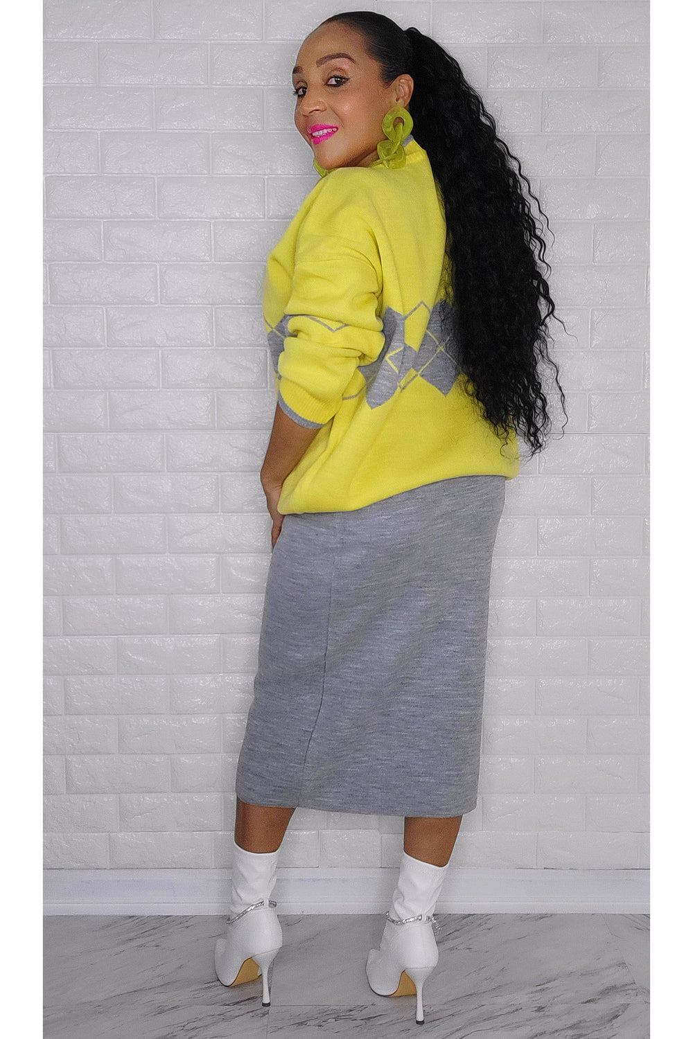 120722 The Yellow & Gray Sweater Skirt Set One Size fit all