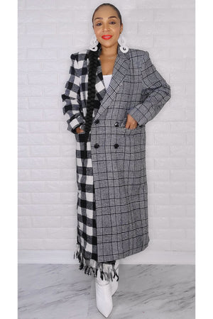 111922 Black and White Contrast Plaid Color Block Fringe Coat