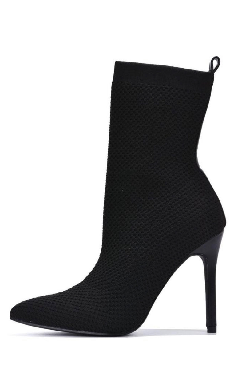 01102022 Silvia Black Socks Women's Boot
