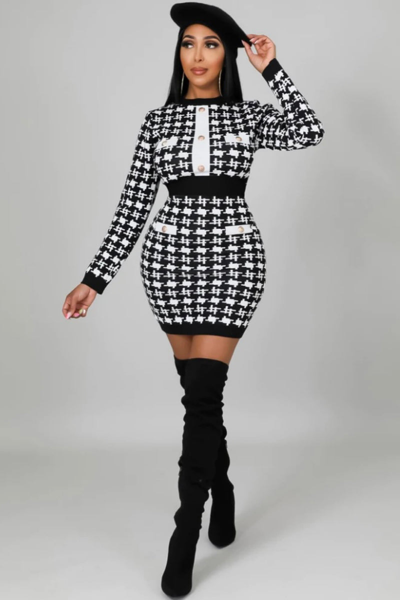 091322 The Houndstooth Long Sleeve One Size Fit Mini dress