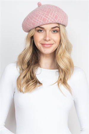 112322 Light Pink Fuzzy Fleece w Line Accent Beret Hat