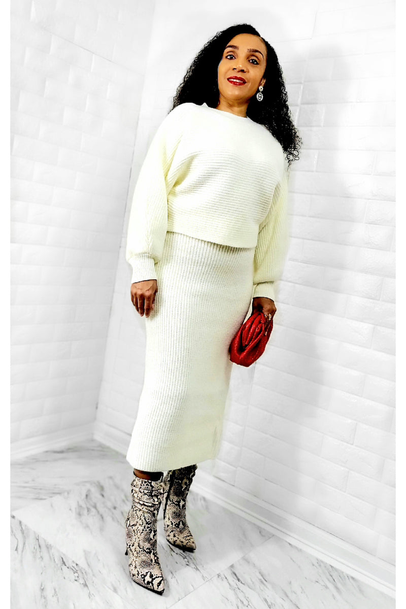 01182021 Creamy Wonderland Long Sleeve Solid Crop Top & Slit Skirt Set