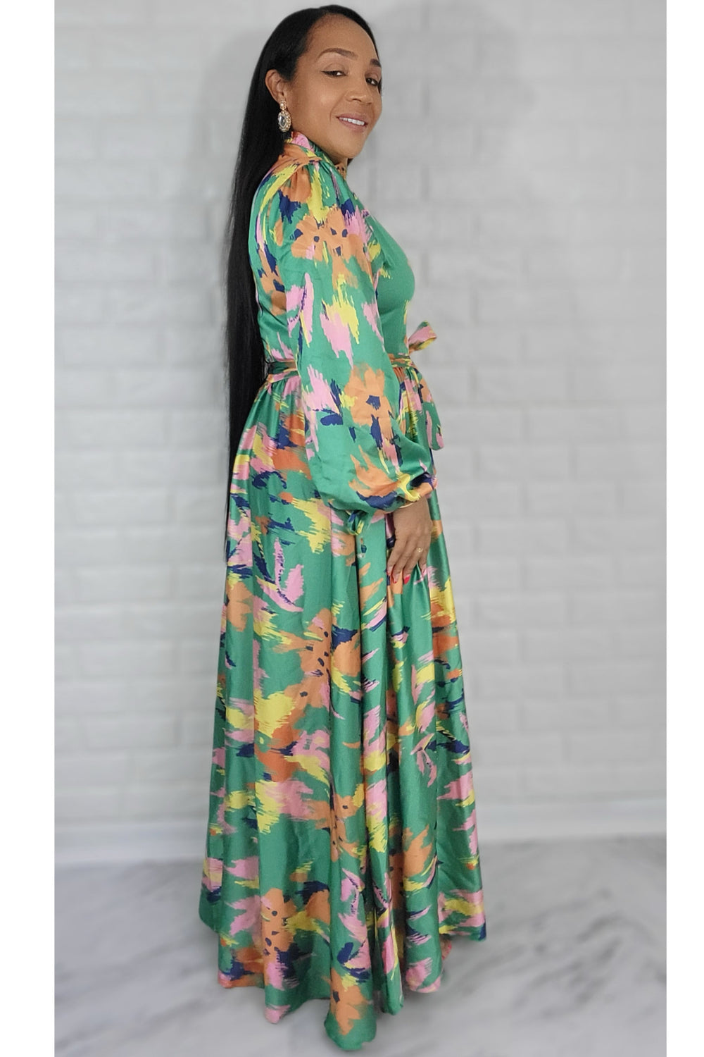 05032022 The Green Colorful Garden Long Sleeve Maxi Dress